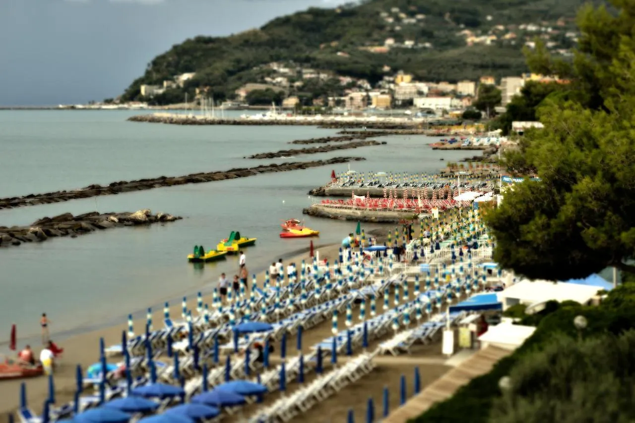 Appart hôtel Residence Greco San Bartolomeo Al Mare