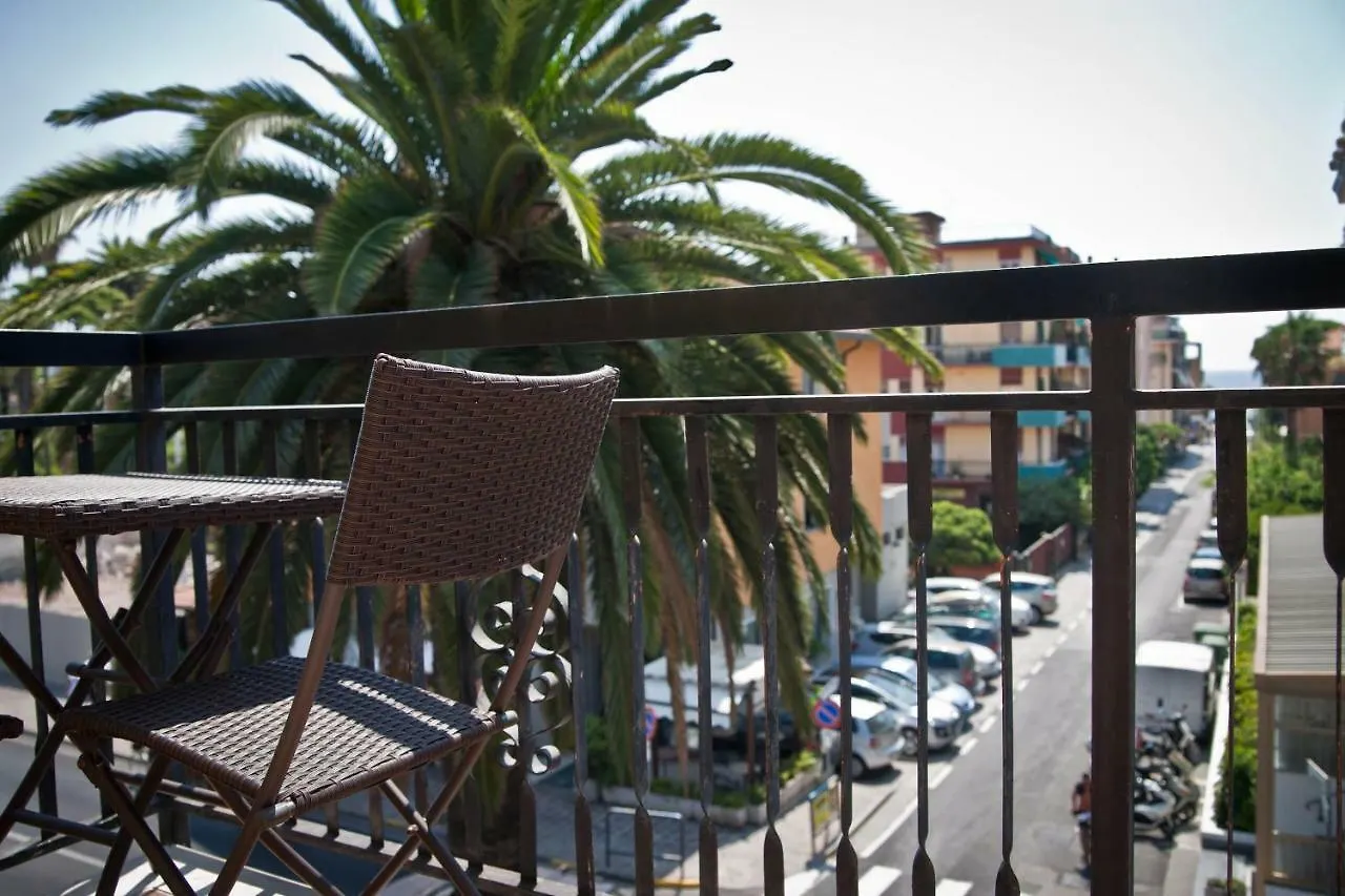 *** Aparthotel Residence Greco San Bartolomeo Al Mare Italy